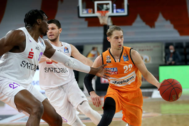 满战术博弈 满战术博弈