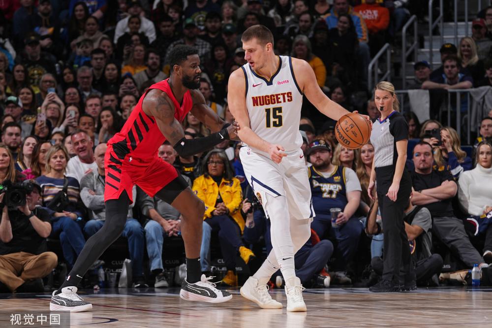 在比赛中 在比赛中